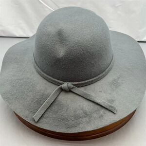 Chatties Women’s Gray Floppy Hat One Size with Ribbon Accent